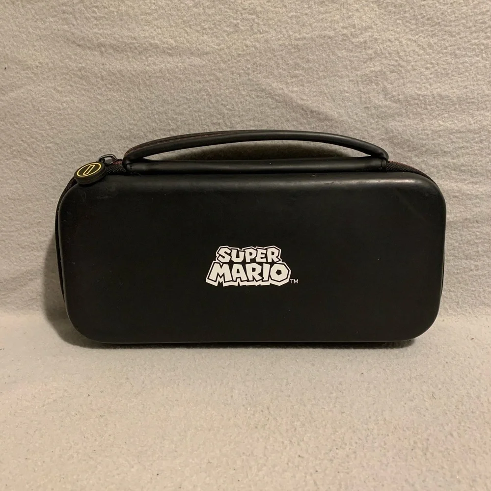 Super Mario kana case red nintendo switch storage carrying case
